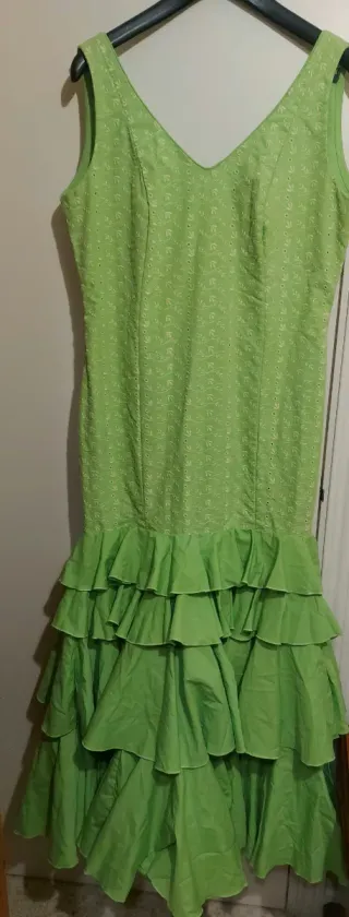 Traje de jitana, regalo, leer la descripción.