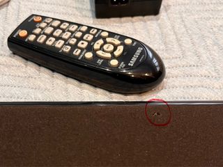 Barra de Sonido con subwoofer Samsung HW-H355/ZF