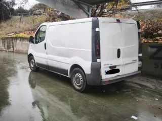 Opel Vivaro 2005