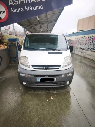 Opel Vivaro 2005