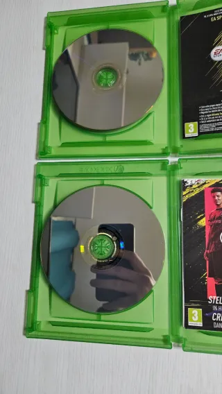 Bundle: FIFA 18 + FIFA 20 - Xbox One