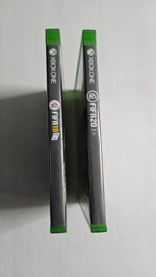Bundle: FIFA 18 + FIFA 20 - Xbox One