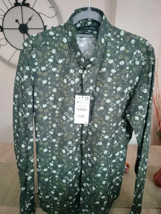 Camisa Zara flores verde M