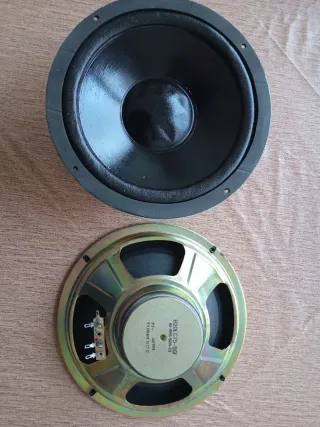Woofer da 20cm 8 ohom buona timbrica da basso