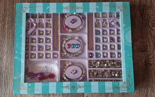 Scatola portagioie per bambini con perline