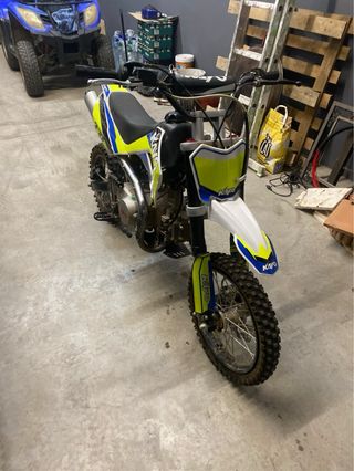 Pit bike 125cc 4 tiempos Kayo