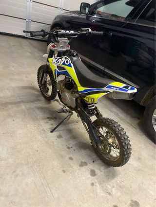 Pit bike 125cc 4 tiempos Kayo