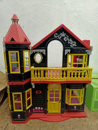 CASA DE MUÑECAS