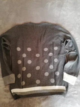 Cardigan uomo grigio con taschino a righe