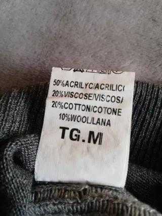 Cardigan uomo grigio con taschino a righe