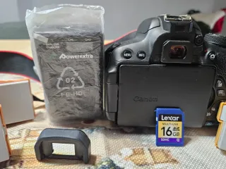 Cámara Canon EOS 700D