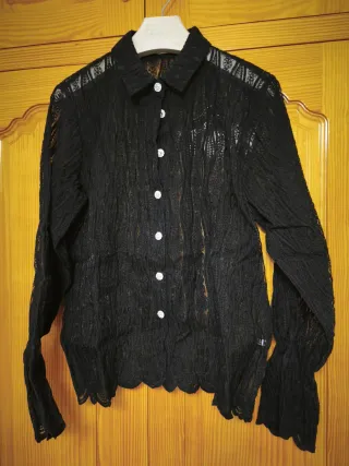 Camisa Uterqüe Negra Encaje