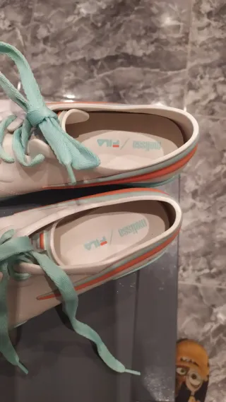 Zapatillas Fila Mujer Blancas y Turquesa