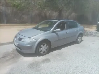 Renault Megane  Megane  2005
