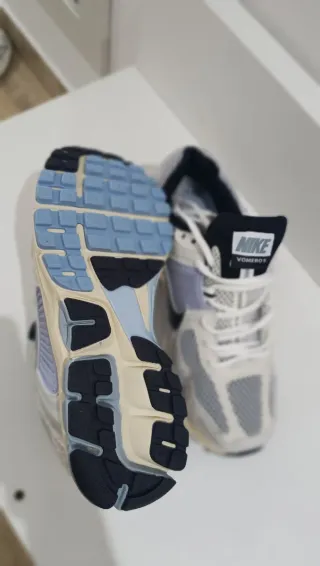 Zapatillas Nike Mujer Talla 40 (talla pequeño).