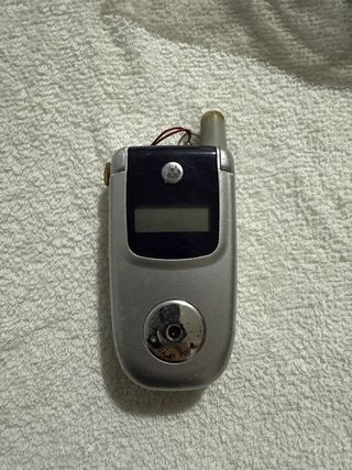 Teléfono Móvil Motorola Plata y Negro