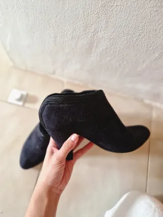 Botines tacón azul marino