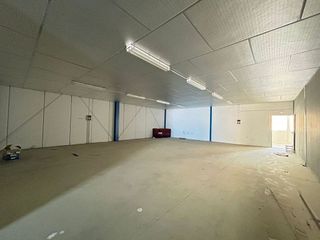 Nave industrial en venta en Loja