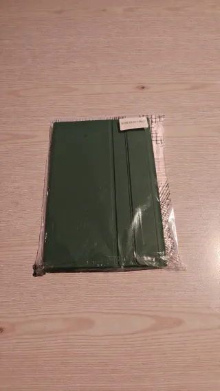 Funda con teclado verde 11"