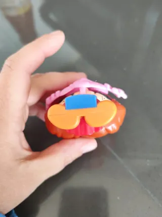 Velma Scooby-Doo Halloween gadget Burger King 2025