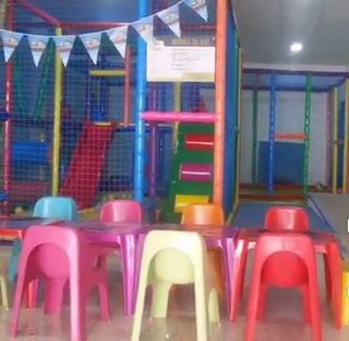 Nave industrial en venta en Coria del Río