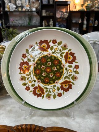 Fuente ovalada de cerámica de la marca San Claudio