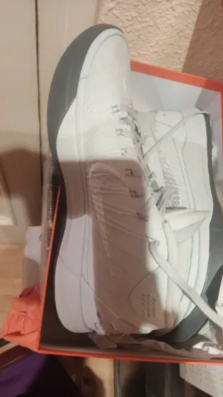 Nike KOBE Talla 41 Gris/Blanco ORIGINALES!!