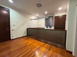 Oficina en alquiler en La Dreta de l'Eixample en Barcelona