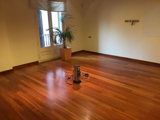 Oficina en alquiler en La Dreta de l'Eixample en Barcelona