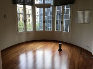 Oficina en alquiler en La Dreta de l'Eixample en Barcelona
