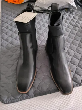 Botines negros sin estrenar