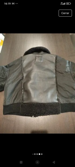 Cazadora Zara Negra con Borrego