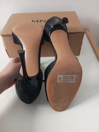 Sandalias de tacón negras