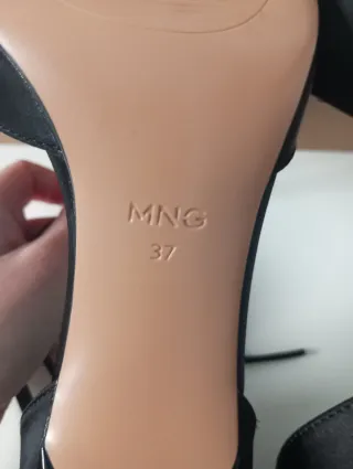 Sandalias de tacón negras