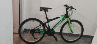Bici niñ@ 24" del 23  18 vel. casi sin uso en León