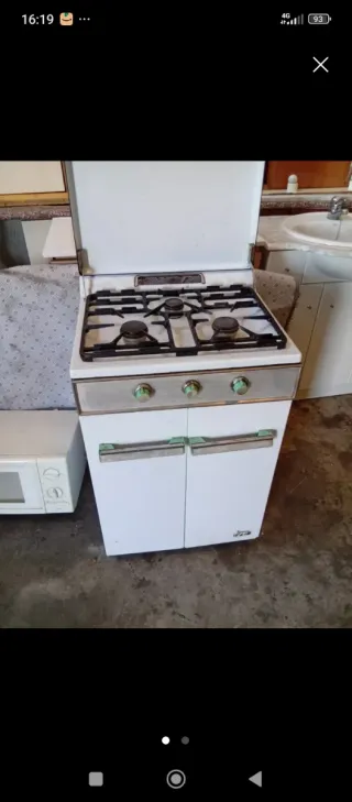 Cocina de gas blanca