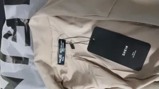 Blazer Beige Estructurada oversize- SHEIN Haute