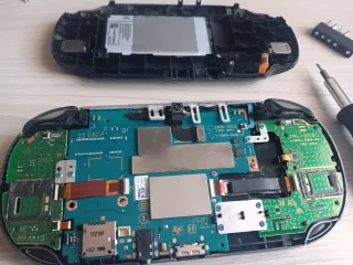 Reparación PSVita y PSP: Pantalla Batería Joystick