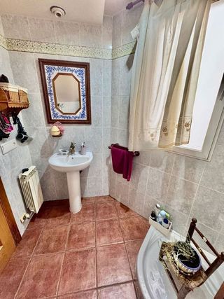 Casa adosada en venta en Valdepeñas
