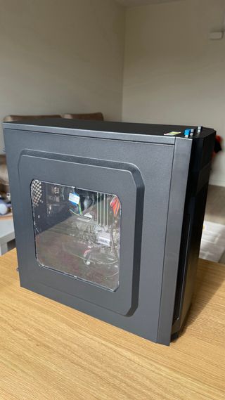 PC Intel i7 32GB RAM + Monitor LG IPS 22