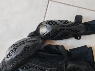 Pettorina Alpinestars Action V2 Bambino