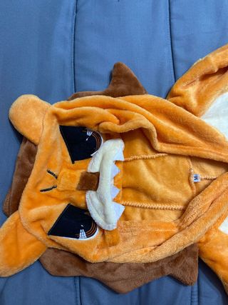 Pijama León Adulto Talla M cuerpo entero botonesco