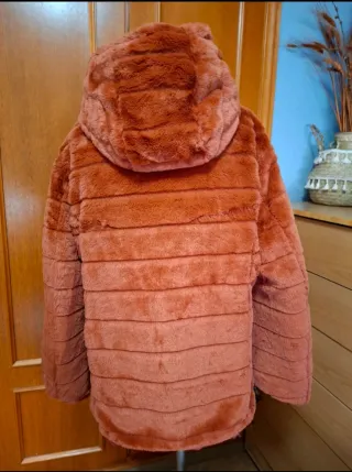 Chaqueta acolchada reversible con pelo por dentro