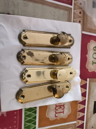 Tiradores de armario dorados (Set de 4)