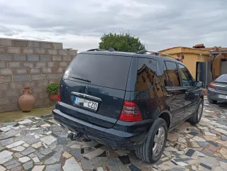 Mercedes-Benz Clase M 2004