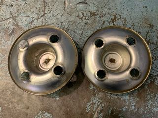 Set 2 Coppette Coprimozzo Alfa Romeo Giulia 2000