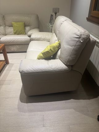 Conjunto 2 sofás piel y polipiel crema