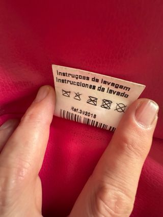 Puff pera rosa piel sintética