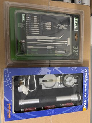 Kit Herramientas SALKI 32 Piezas y TFA Wander-Set