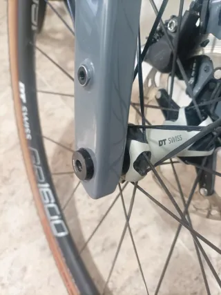 Bicicleta Gravel Carbono